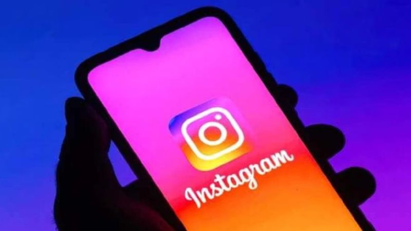 Instagram testira novu story funkciju za tagovanje grupe ljudi koristeći jedan mention