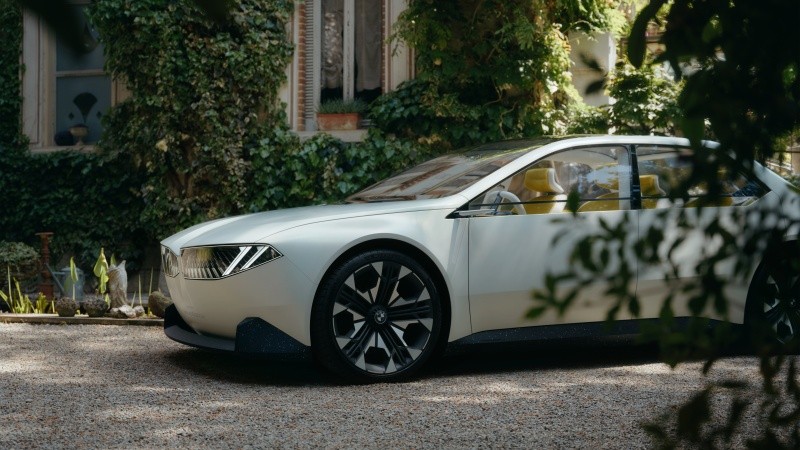 Predstavljen BMW Vision Neue Klasse koncept