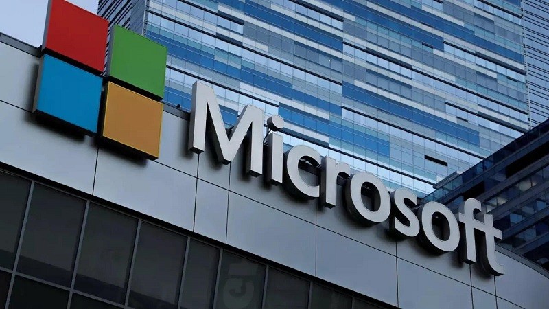 Novi čip iz Microsoft-a praviće kompanija Intel