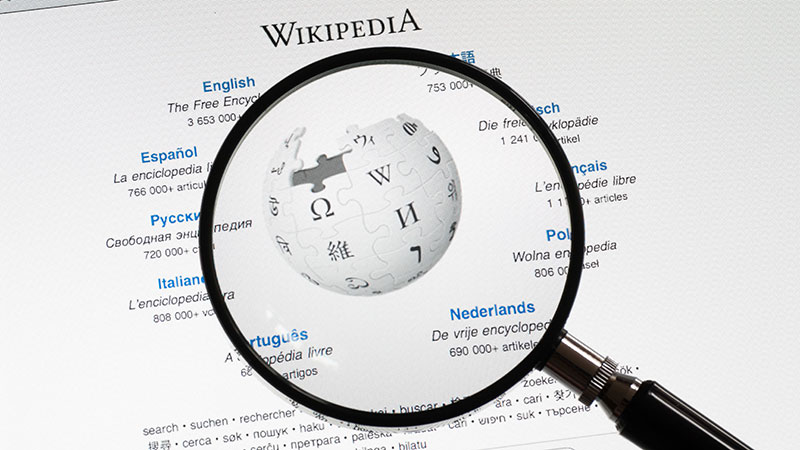 Wikipedia odustaje od nekih izvora zbog AI skandala