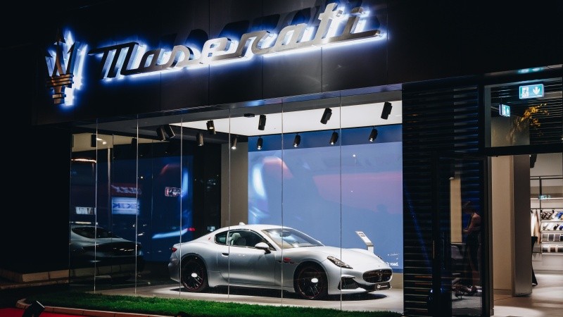 Nova oaza luksuza: Otvoren ekskluzivni Maserati salon u Beogradu