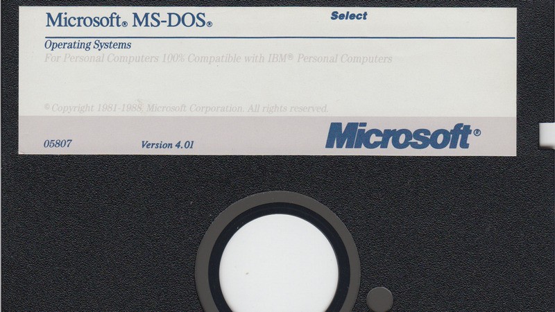 Microsoft i IBM objavili izvorni kod MS-DOS-a 4.00 pod „open source“ licencom