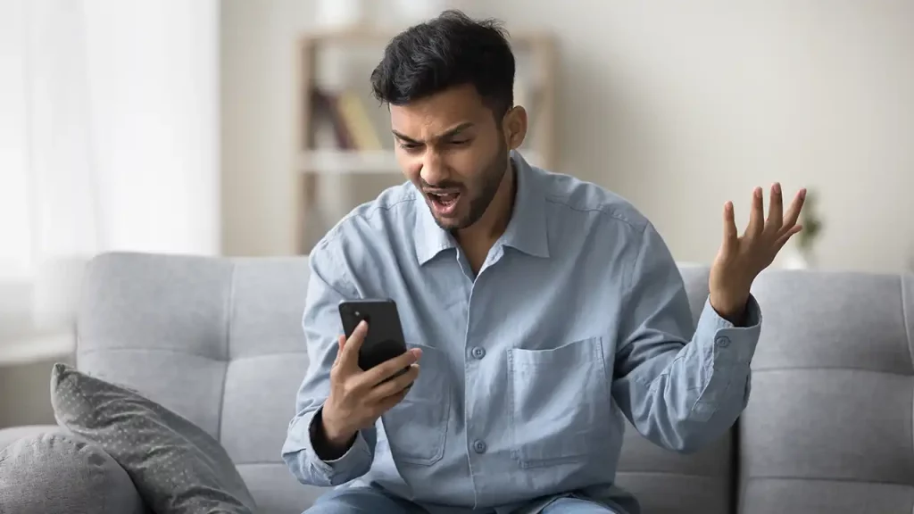 Kako izbeći telefonske prevare u doba AI