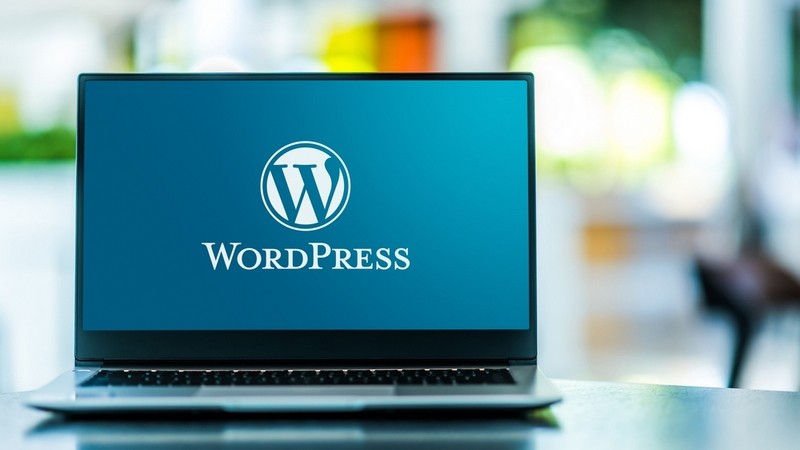 Osnivač WordPress-a optužen za navodnu klevetu i iznudu